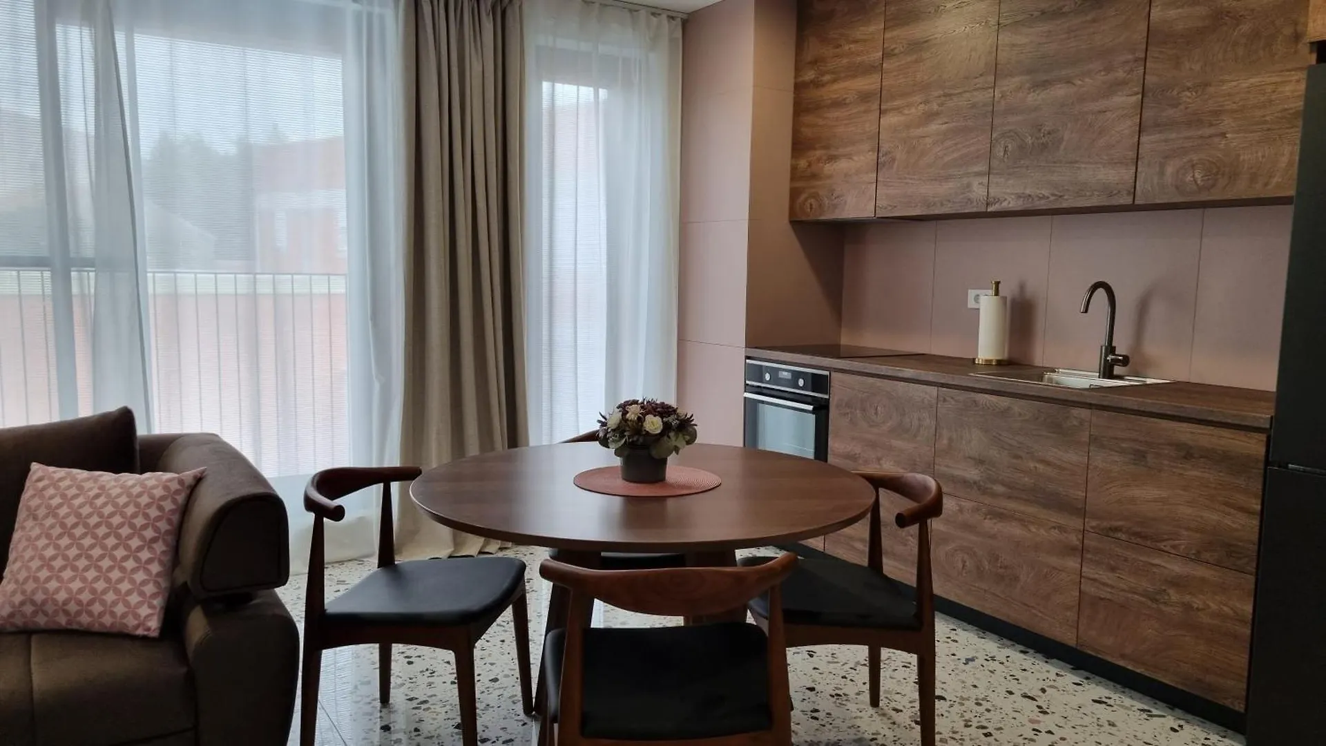 Delta House - Gama Apartment Zara